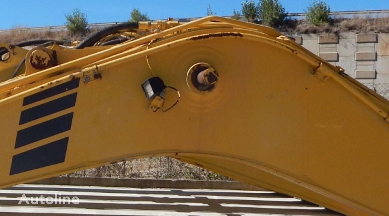 Boom for Excavator Komatsu PLUMA PC210-6.   Komatsu PC210-6: picture 6