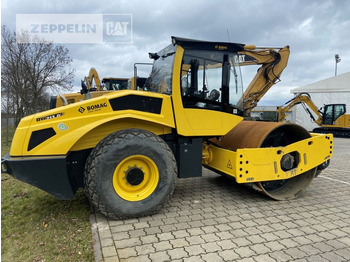 Compactor BOMAG