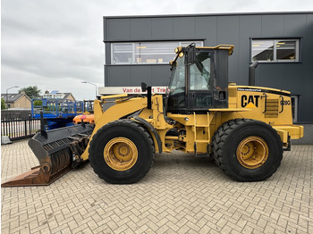 Loader CATERPILLAR 928G