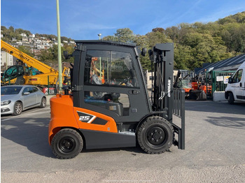 Diesel forklift DOOSAN