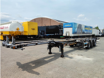 Container transporter/ Swap body semi-trailer D-TEC