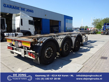 Container transporter/ Swap body semi-trailer D-TEC