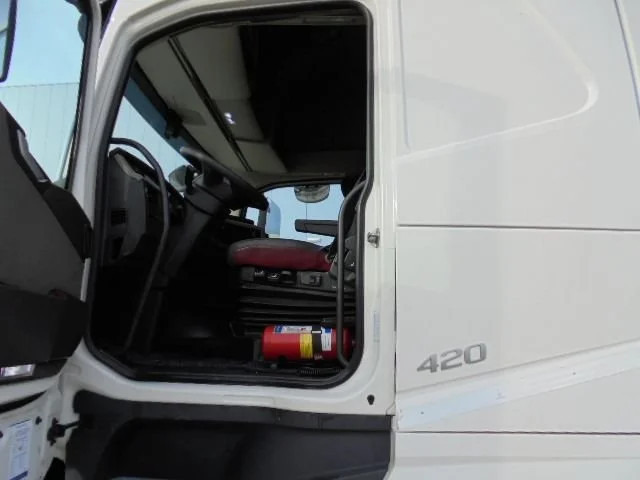 Leasing of Volvo FH 420 MEGA APK TUV 12-2024 Volvo FH 420 MEGA APK TUV 12-2024: picture 11