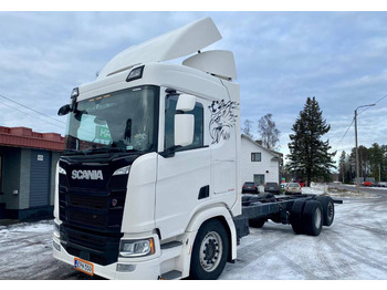 Cab chassis truck SCANIA R 500