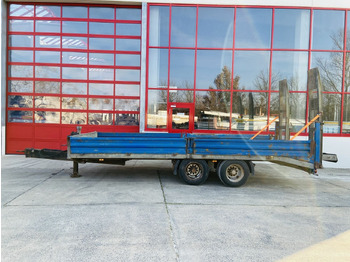 Low loader trailer