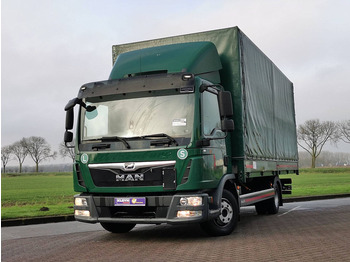 Curtainsider truck MAN TGL 8.220