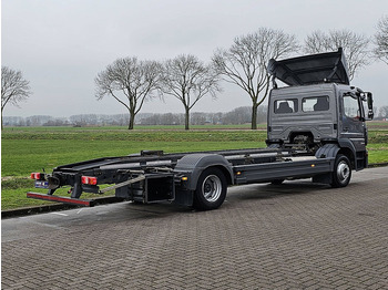 Container transporter/ Swap body truck Mercedes-Benz ATEGO 1227: picture 4