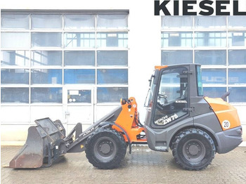 Skid steer loader HITACHI ZW75