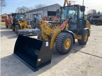 Wheel loader CATERPILLAR 906