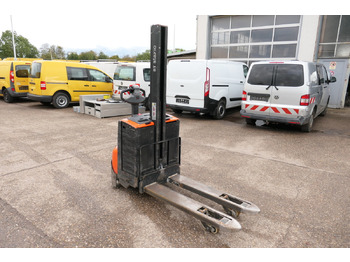 Pallet truck BT SWE 080L Batterie 20/2020: picture 4