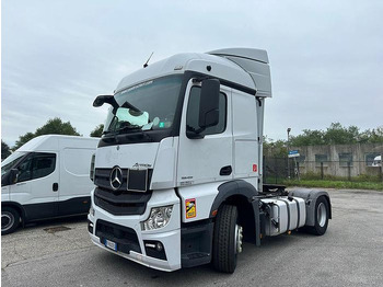 Tractor unit MERCEDES-BENZ Actros 1845