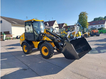 Wheel loader JCB 409