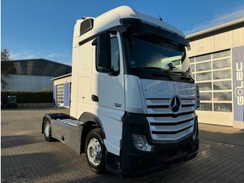 Tractor unit MERCEDES-BENZ Actros 1845