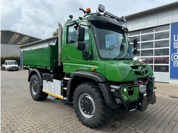 Tipper UNIMOG