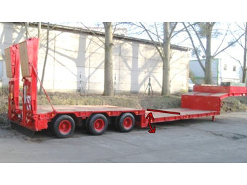 Low loader semi-trailer GOLDHOFER STZ