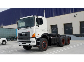 Cab chassis truck HINO