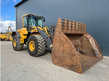 Wheel loader Volvo L120F: picture 3