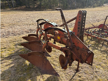 Plow KVERNELAND