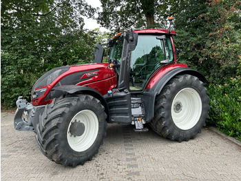 Farm tractor VALTRA T214