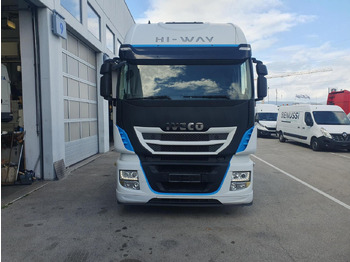 Tractor unit IVECO Stralis 440