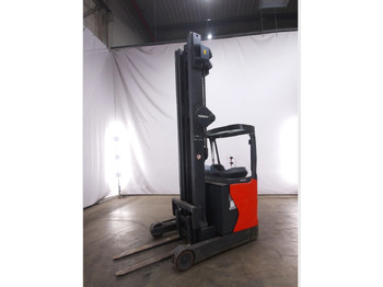 Reach truck LINDE R16