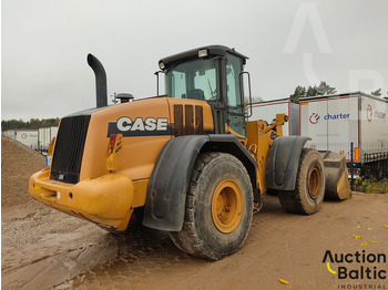 Wheel loader CASE