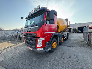 Concrete mixer truck VOLVO FM 370