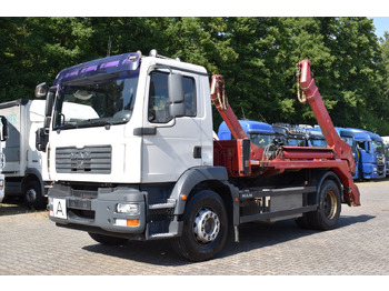 Skip loader truck MAN TGM 18.330