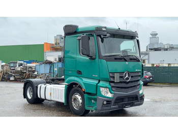 Tractor unit MERCEDES-BENZ