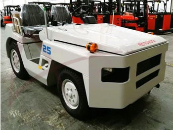 Baggage tractor TOYOTA