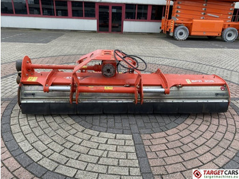 Leasing of Kuhn BPR305 Flail Mowing Deck 305cm  Kuhn BPR305 Flail Mowing Deck 305cm: picture 1