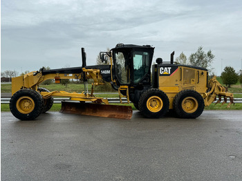 Grader CATERPILLAR 140M