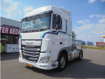 Tractor unit DAF XF 440