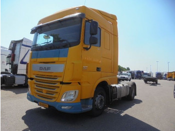 Tractor unit DAF XF 440