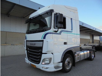 Tractor unit DAF XF 440