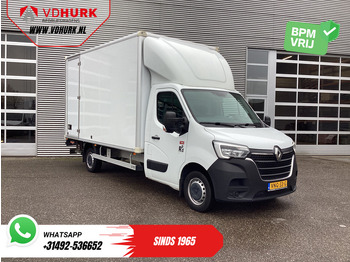 Box van RENAULT Master 2.3