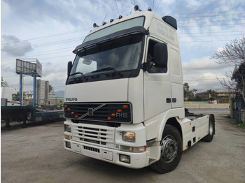 Tractor unit VOLVO FH16 520