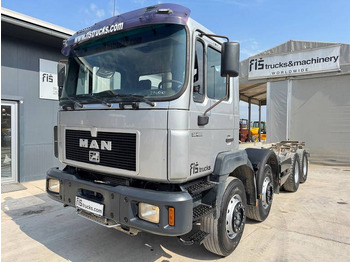 Cab chassis truck MAN 32.403