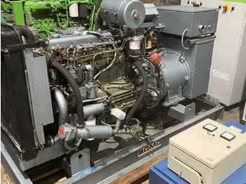 Generator set SDMO 70 kVa Perkins diesel: picture 3