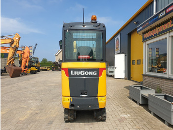 Mini excavator LIUGONG 9018F: picture 4