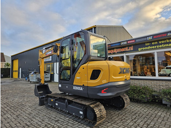 Mini excavator XCMG XE60GA: picture 3