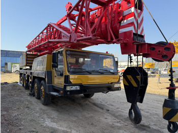 Mobile crane SANY