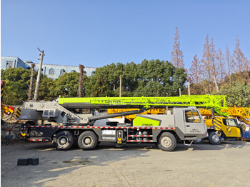 Mobile crane ZOOMLION