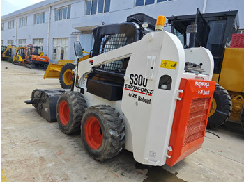 Skid steer loader BOBCAT S300