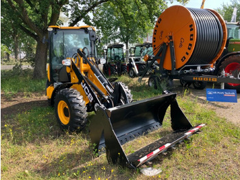 Leasing of JCB 406 AGRI JCB 406 AGRI: picture 5