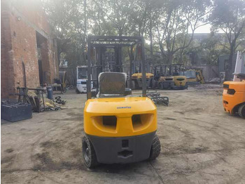 Leasing of  Available Used High Quality Komatsu FD30 diesel Forklift Komatsu FD30 Forklift for Sale in Shanghai yard Available Used High Quality Komatsu FD30 diesel Forklift Komatsu FD30 Forklift for Sale in Shanghai yard: picture 3