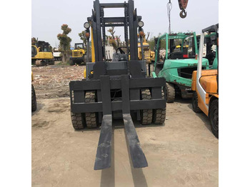 Diesel forklift TCM