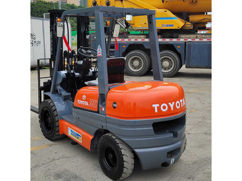 Diesel forklift KOMATSU