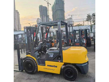 Diesel forklift Used Komatsu original Japan Forklift 3 ton FD30 forklift good condition for sale in Shanghai yard: picture 5