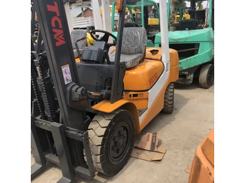 Diesel forklift TCM